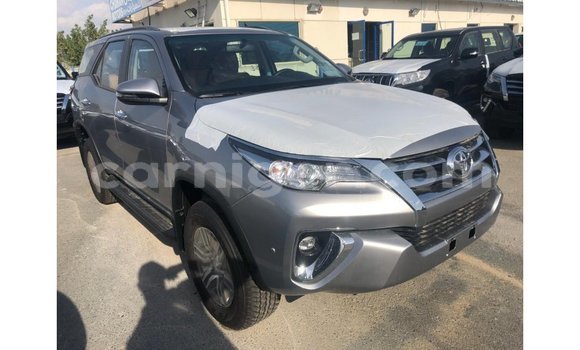 Acheter Import Voiture Toyota Fortuner Autre à Import - Dubai, Agadez