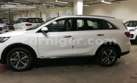 Buy Import Kia Sorento White Car in Import - Dubai in Agadez Buy Import Kia Sorento White Car in Import - Dubai in Agadez