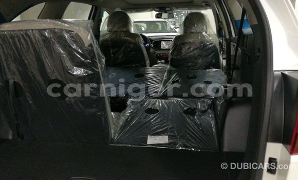 Buy Import Kia Sorento White Car in Import - Dubai in Agadez Buy Import Kia Sorento White Car in Import - Dubai in Agadez