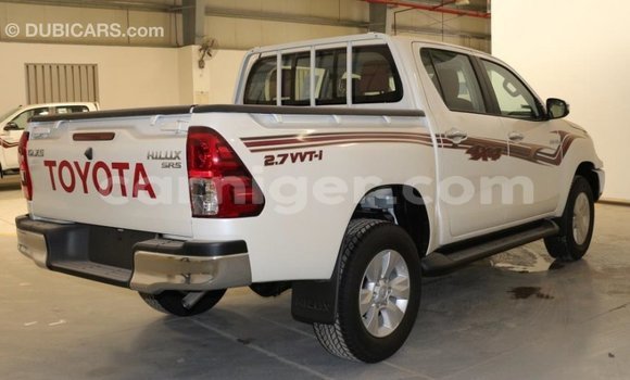 Buy Import Toyota Hilux White Car in Import - Dubai in Agadez Buy Import Toyota Hilux White Car in Import - Dubai in Agadez