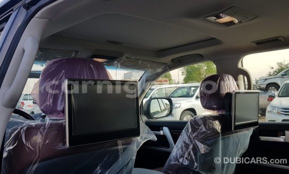 Buy Import Toyota Land Cruiser Black Truck in Import - Dubai in Agadez Buy Import Toyota Land Cruiser Black Truck in Import - Dubai in Agadez