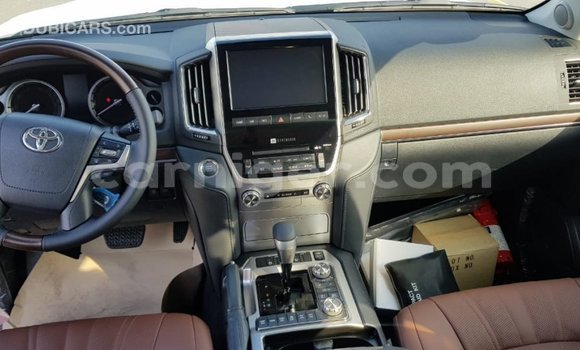Buy Import Toyota Land Cruiser Black Truck in Import - Dubai in Agadez Buy Import Toyota Land Cruiser Black Truck in Import - Dubai in Agadez