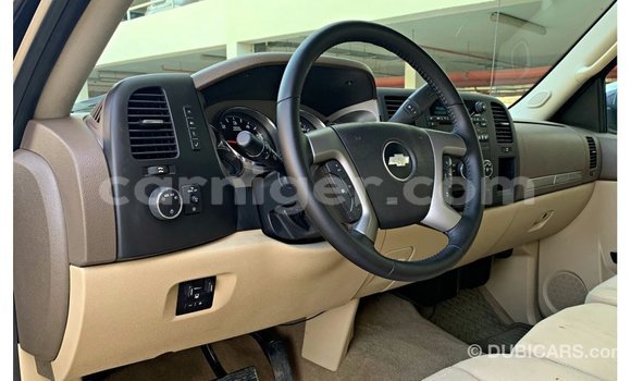 Sayi Imported Chevrolet Silverado Black Mota in Import - Dubai a Agadez Sayi Imported Chevrolet Silverado Black Mota in Import - Dubai a Agadez