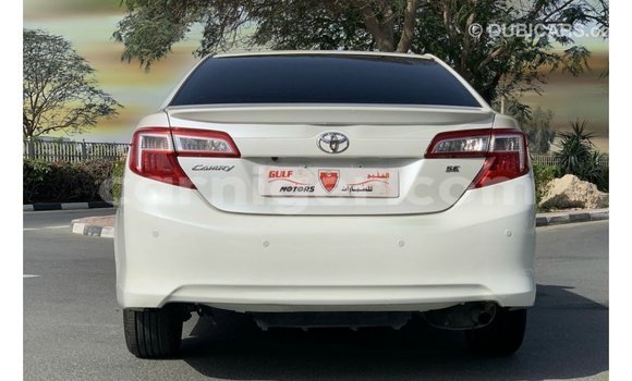 Sayi Imported Toyota Camry White Mota in Import - Dubai a Agadez Sayi Imported Toyota Camry White Mota in Import - Dubai a Agadez