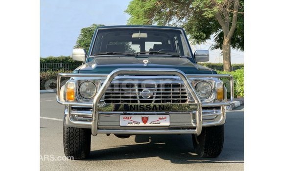 Sayi Imported Nissan Patrol Blue Mota in Import - Dubai a Agadez Sayi Imported Nissan Patrol Blue Mota in Import - Dubai a Agadez