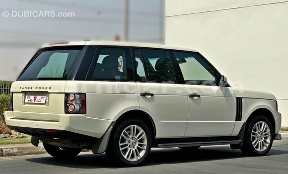 Sayi Imported Land Rover Range Rover White Mota in Import - Dubai a Agadez Sayi Imported Land Rover Range Rover White Mota in Import - Dubai a Agadez