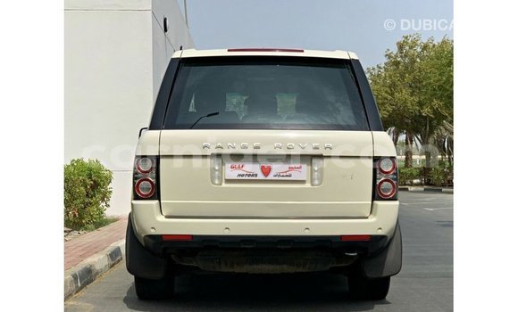 Sayi Imported Land Rover Range Rover White Mota in Import - Dubai a Agadez Sayi Imported Land Rover Range Rover White Mota in Import - Dubai a Agadez