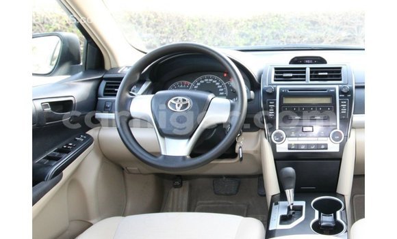 Sayi Imported Toyota Camry White Mota in Import - Dubai a Agadez Sayi Imported Toyota Camry White Mota in Import - Dubai a Agadez