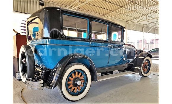 Sayi Imported Buick Electra Blue Mota in Import - Dubai a Agadez Sayi Imported Buick Electra Blue Mota in Import - Dubai a Agadez