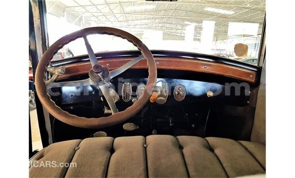 Sayi Imported Buick Electra Blue Mota in Import - Dubai a Agadez Sayi Imported Buick Electra Blue Mota in Import - Dubai a Agadez