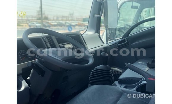 Buy Import Isuzu Bighorn White Truck in Import - Dubai in Agadez Buy Import Isuzu Bighorn White Truck in Import - Dubai in Agadez