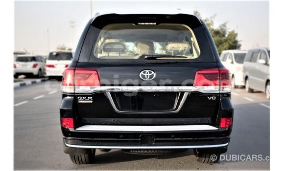 Buy Import Toyota Land Cruiser Black Truck in Import - Dubai in Agadez Buy Import Toyota Land Cruiser Black Truck in Import - Dubai in Agadez