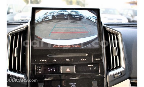 Buy Import Toyota Land Cruiser Black Truck in Import - Dubai in Agadez Buy Import Toyota Land Cruiser Black Truck in Import - Dubai in Agadez