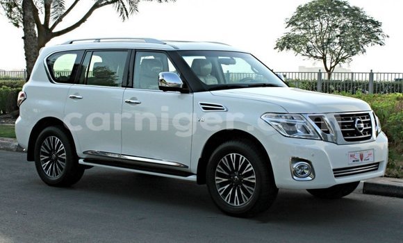 Buy Import Nissan Patrol White Car in Import - Dubai in Agadez Buy Import Nissan Patrol White Car in Import - Dubai in Agadez