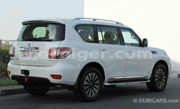 Sayi Imported Nissan Patrol White Mota in Import - Dubai a Agadez Sayi Imported Nissan Patrol White Mota in Import - Dubai a Agadez