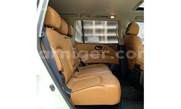Sayi Imported Nissan Patrol White Mota in Import - Dubai a Agadez Sayi Imported Nissan Patrol White Mota in Import - Dubai a Agadez