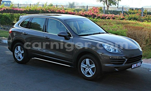 Buy Import Porsche Cayenne Brown Car in Import - Dubai in Agadez