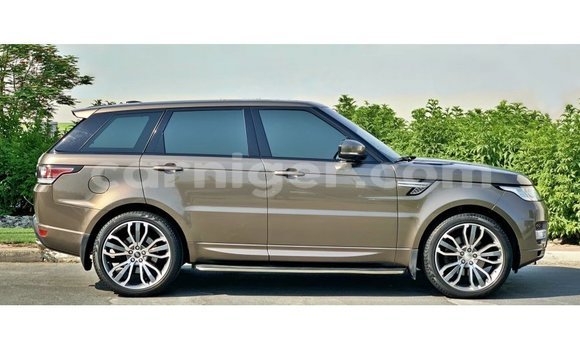 Sayi Imported Land Rover Range Rover Brown Mota in Import - Dubai a Agadez Sayi Imported Land Rover Range Rover Brown Mota in Import - Dubai a Agadez