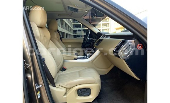 Sayi Imported Land Rover Range Rover Brown Mota in Import - Dubai a Agadez Sayi Imported Land Rover Range Rover Brown Mota in Import - Dubai a Agadez