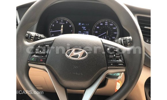 Buy Import Hyundai Tucson Red Car in Import - Dubai in Agadez Buy Import Hyundai Tucson Red Car in Import - Dubai in Agadez