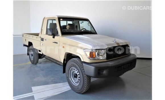 اشتري Imported Toyota Land Cruiser Beige شاحنة في Import - Dubai في أغاديز اشتري Imported Toyota Land Cruiser Beige شاحنة في Import - Dubai في أغاديز