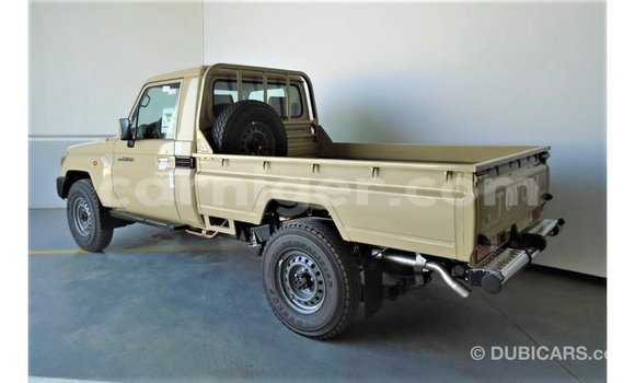 اشتري Imported Toyota Land Cruiser Beige شاحنة في Import - Dubai في أغاديز اشتري Imported Toyota Land Cruiser Beige شاحنة في Import - Dubai في أغاديز