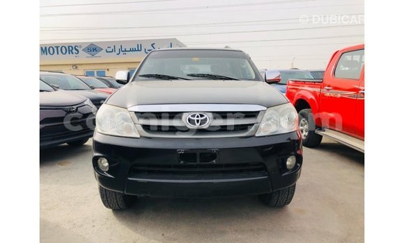 Sayi Imported Toyota Fortuner Black Mota in Import - Dubai a Agadez Sayi Imported Toyota Fortuner Black Mota in Import - Dubai a Agadez