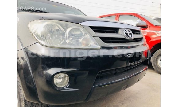 Sayi Imported Toyota Fortuner Black Mota in Import - Dubai a Agadez Sayi Imported Toyota Fortuner Black Mota in Import - Dubai a Agadez