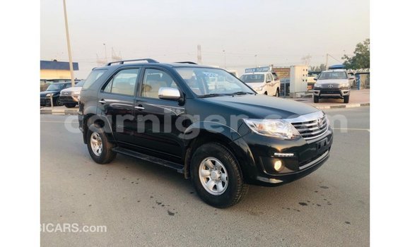 Sayi Imported Toyota Fortuner Black Mota in Import - Dubai a Agadez Sayi Imported Toyota Fortuner Black Mota in Import - Dubai a Agadez