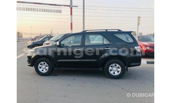 Sayi Imported Toyota Fortuner Black Mota in Import - Dubai a Agadez Sayi Imported Toyota Fortuner Black Mota in Import - Dubai a Agadez