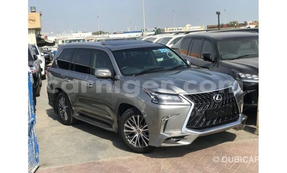 Acheter Import Voiture Lexus LX Autre à Import - Dubai, Agadez Acheter Import Voiture Lexus LX Autre à Import - Dubai, Agadez