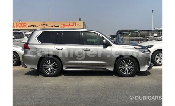 Acheter Import Voiture Lexus LX Autre à Import - Dubai, Agadez Acheter Import Voiture Lexus LX Autre à Import - Dubai, Agadez
