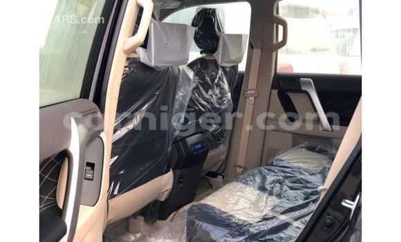 Sayi Imported Toyota Prado Black Mota in Import - Dubai a Agadez Sayi Imported Toyota Prado Black Mota in Import - Dubai a Agadez
