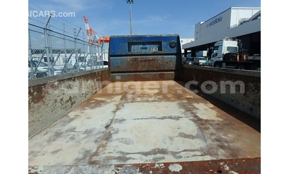 Buy Import Mazda 2 Blue Car in Import - Dubai in Agadez Buy Import Mazda 2 Blue Car in Import - Dubai in Agadez