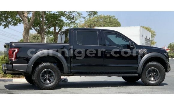 Sayi Imported Ford AEV AMBULANCE Black Babbar mota in Import - Dubai a Agadez Sayi Imported Ford AEV AMBULANCE Black Babbar mota in Import - Dubai a Agadez