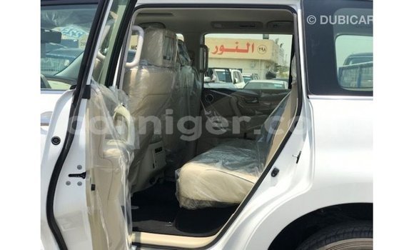 Acheter Import Voiture Nissan Patrol Blanc à Import - Dubai, Agadez Acheter Import Voiture Nissan Patrol Blanc à Import - Dubai, Agadez