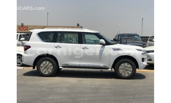Acheter Import Voiture Nissan Patrol Blanc à Import - Dubai, Agadez Acheter Import Voiture Nissan Patrol Blanc à Import - Dubai, Agadez