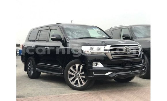 Acheter Import Utilitaire Toyota Land Cruiser Noir à Import - Dubai, Agadez Acheter Import Utilitaire Toyota Land Cruiser Noir à Import - Dubai, Agadez