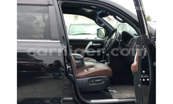اشتري Imported Toyota Land Cruiser Black شاحنة في Import - Dubai في أغاديز اشتري Imported Toyota Land Cruiser Black شاحنة في Import - Dubai في أغاديز