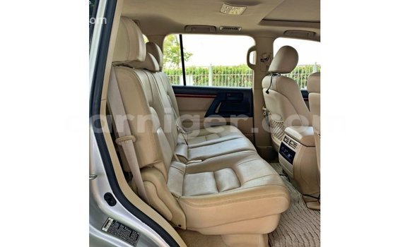 اشتري Imported Toyota Land Cruiser Other شاحنة في Import - Dubai في أغاديز اشتري Imported Toyota Land Cruiser Other شاحنة في Import - Dubai في أغاديز