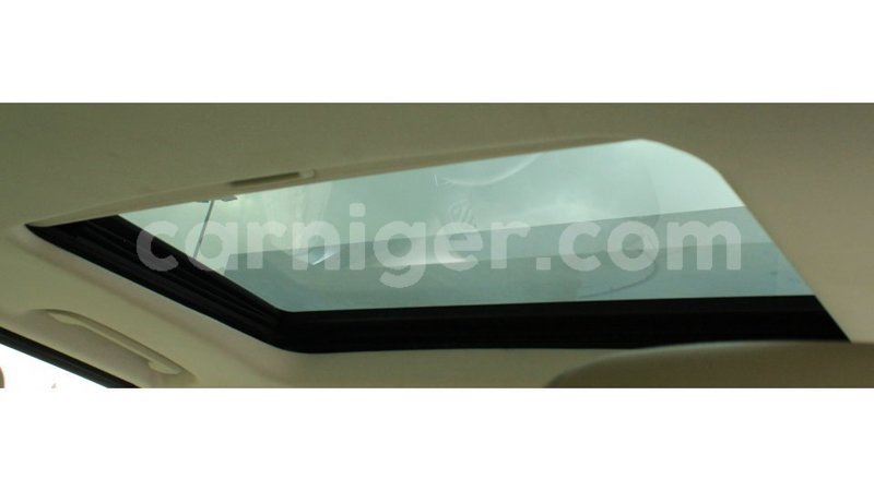 Big with watermark land rover range rover agadez import dubai 7348