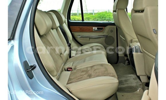 Sayi Imported Land Rover Range Rover Blue Mota in Import - Dubai a Agadez Sayi Imported Land Rover Range Rover Blue Mota in Import - Dubai a Agadez