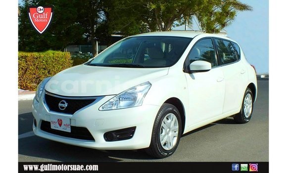 Sayi Imported Nissan Tiida White Mota in Import - Dubai a Agadez Sayi Imported Nissan Tiida White Mota in Import - Dubai a Agadez