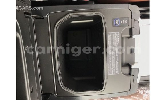 اشتري Imported Toyota Land Cruiser White شاحنة في Import - Dubai في أغاديز اشتري Imported Toyota Land Cruiser White شاحنة في Import - Dubai في أغاديز