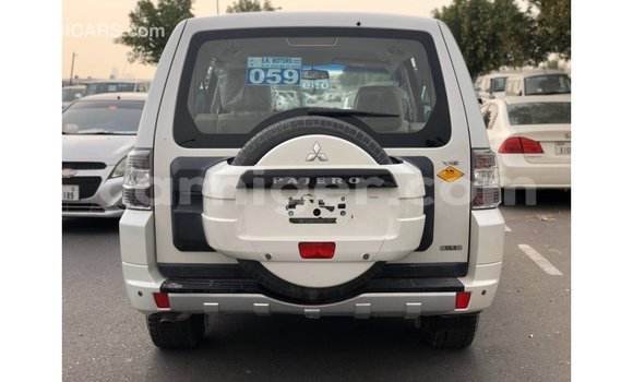 Buy Import Mitsubishi Pajero White Car in Import - Dubai in Agadez Buy Import Mitsubishi Pajero White Car in Import - Dubai in Agadez