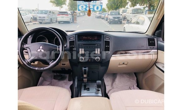 Buy Import Mitsubishi Pajero White Car in Import - Dubai in Agadez Buy Import Mitsubishi Pajero White Car in Import - Dubai in Agadez