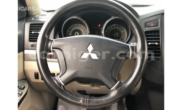 Buy Import Mitsubishi Pajero White Car in Import - Dubai in Agadez Buy Import Mitsubishi Pajero White Car in Import - Dubai in Agadez