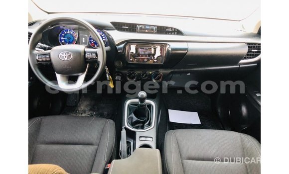 Buy Import Toyota Hilux White Car in Import - Dubai in Agadez Buy Import Toyota Hilux White Car in Import - Dubai in Agadez