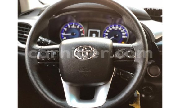 Buy Import Toyota Hilux White Car in Import - Dubai in Agadez Buy Import Toyota Hilux White Car in Import - Dubai in Agadez