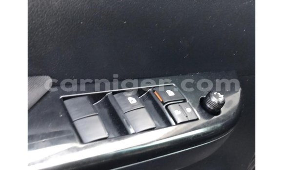 Buy Import Toyota Hilux White Car in Import - Dubai in Agadez Buy Import Toyota Hilux White Car in Import - Dubai in Agadez